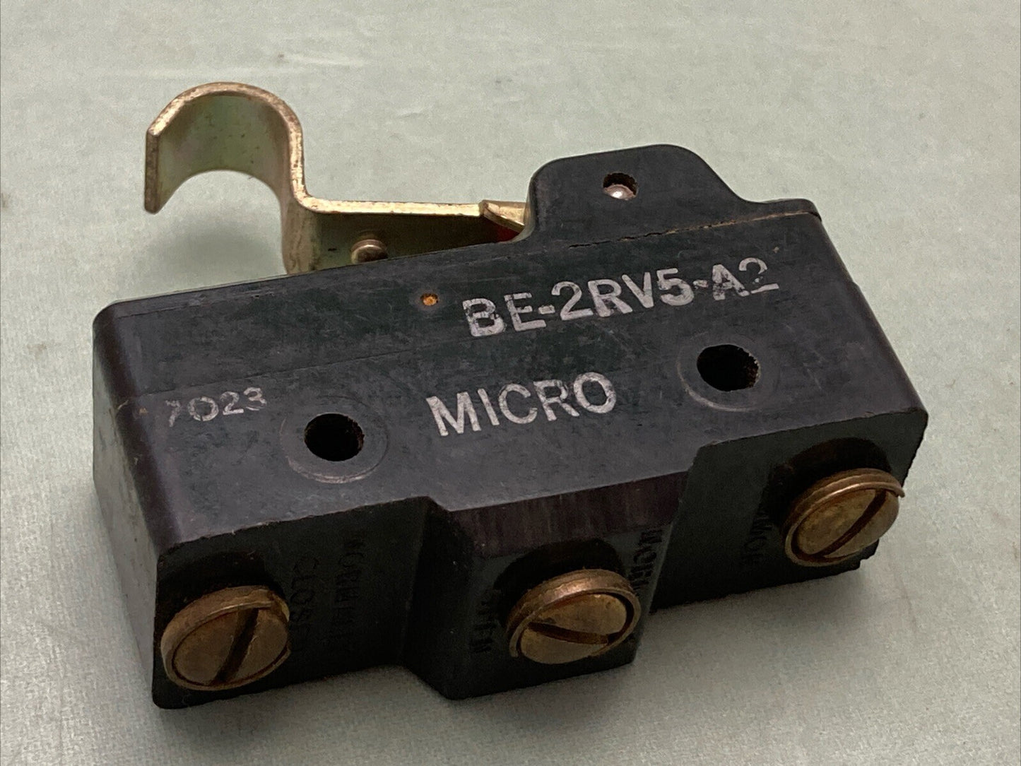 NEW REPLACES HONEYWELL BE-2RV5-A2 MICRO SWITCH