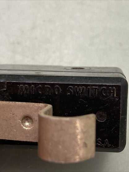 NEW REPLACES HONEYWELL BE-2RV5-A2 MICRO SWITCH