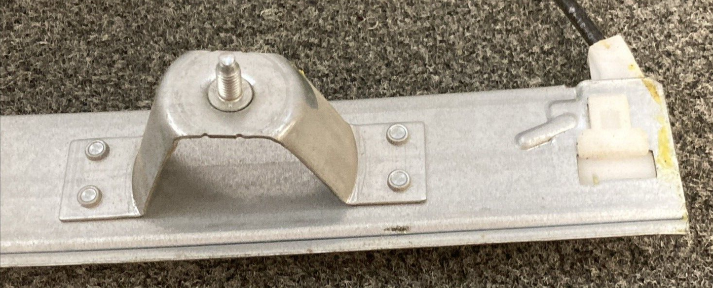 NEW GENUINE FORD MOTORCRAFT WLRA-299 POWER WINDOW REGULATOR LEFT