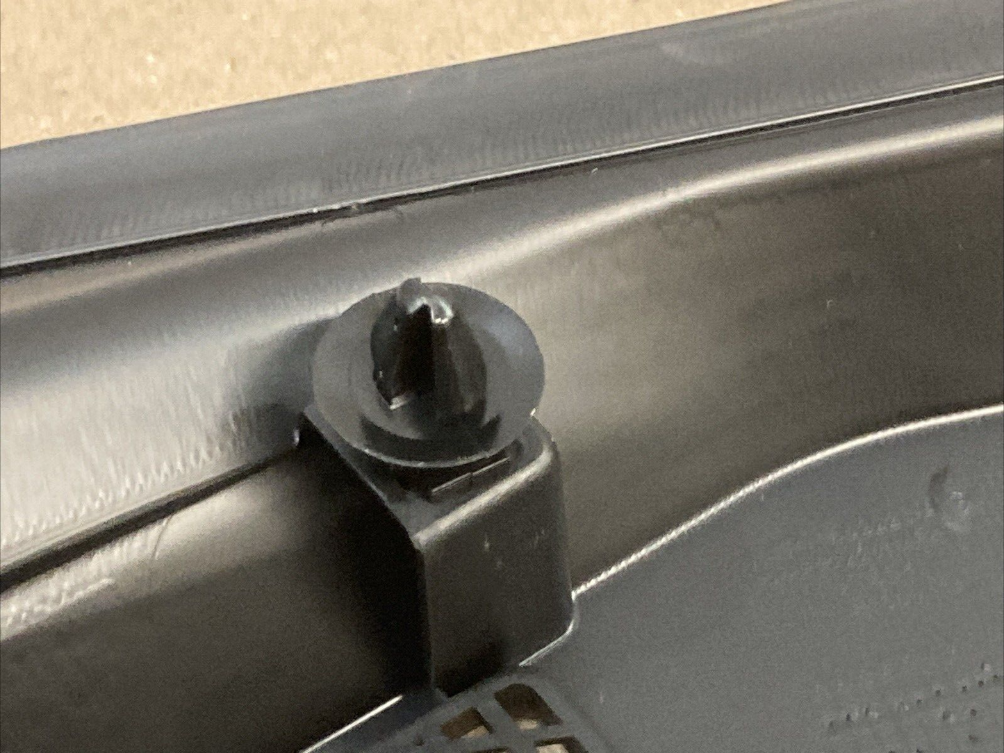 NEW GENUINE FORD FL3Z-15022A69-B Cowl Grille LEFT FRONT FITS F-150