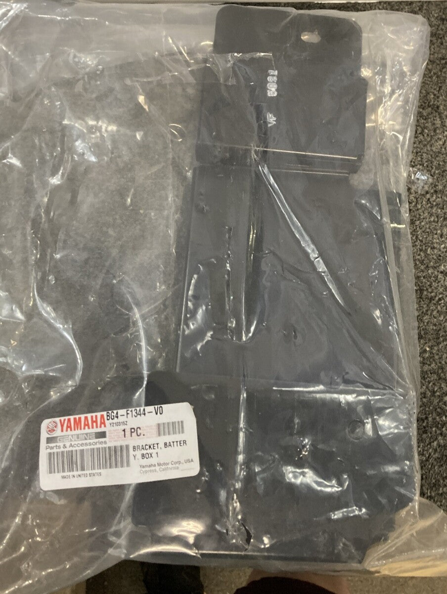 NEW GENUINE YAMAHA BG4-H21B0-V0 2nd BATTERY KIT