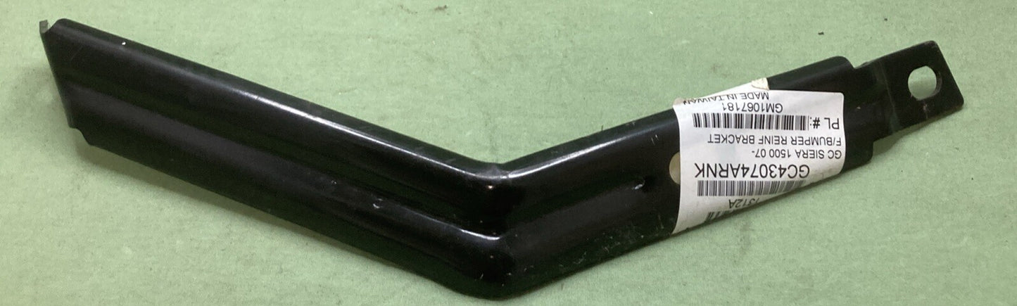NEW REPLACES GM 1067181 BUMPER REINFORCEMENT BRACKET FRONT LOWER INNER RIGHT