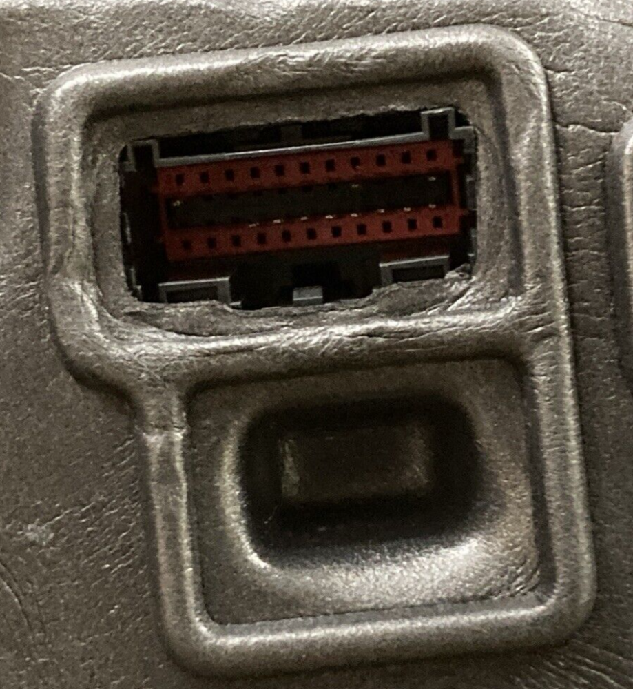 NEW GENUINE FORD HC3Z-17682-CA MIRROR ASSEMBLY RIGHT MANUAL TELESCOPING TOWING