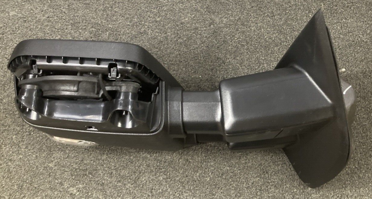 NEW GENUINE FORD HC3Z-17682-CA MIRROR ASSEMBLY RIGHT MANUAL TELESCOPING TOWING