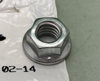 NEW GENUINE HARLEY DAVIDSON 7601 NUT, FLANGE LOCK