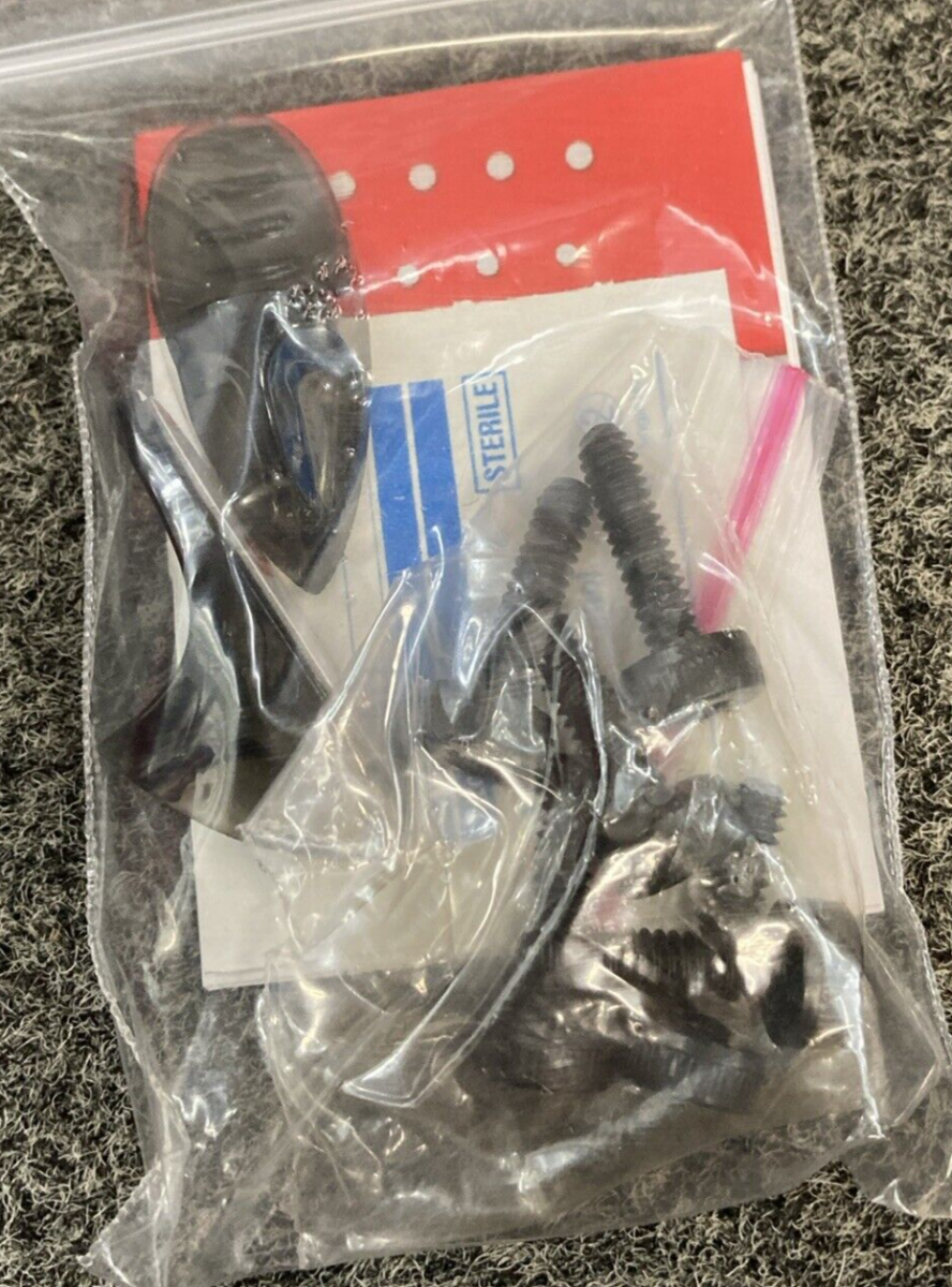 NEW GENUINE KURYAKYN 1108 DARK SMOKE DRAGON WING VARIABLE AIR DEFLECTORS