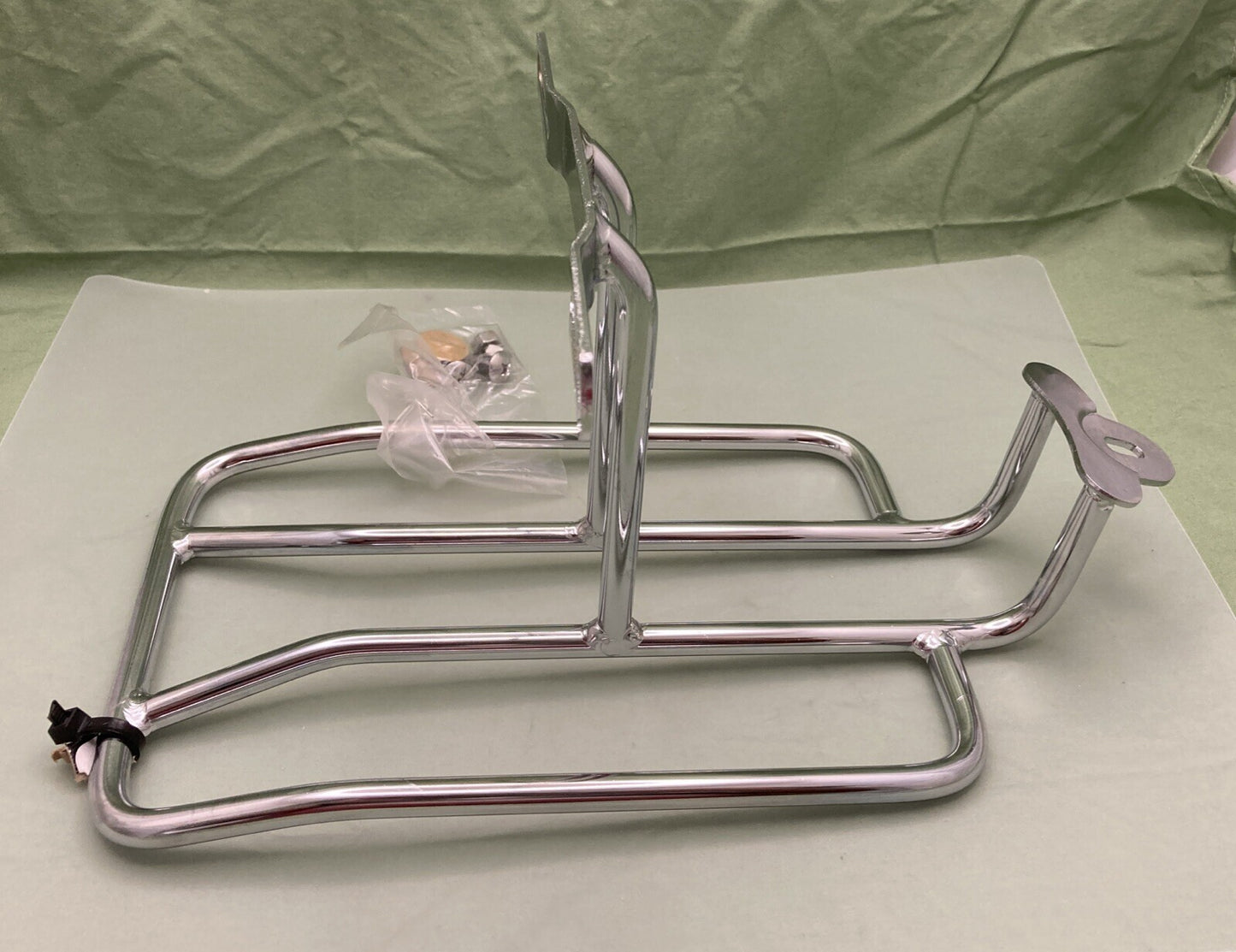 NEW GENUINE DRAG SPECIALTIES 1510-0158 BOBTAIL LUGGAGE RACK 06-12 DYNA