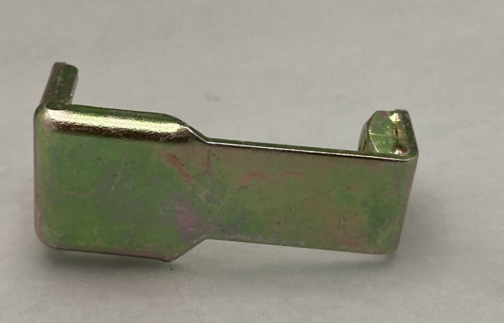 NEW GENUINE  E-TON 610165 OIL TANK BRACKET