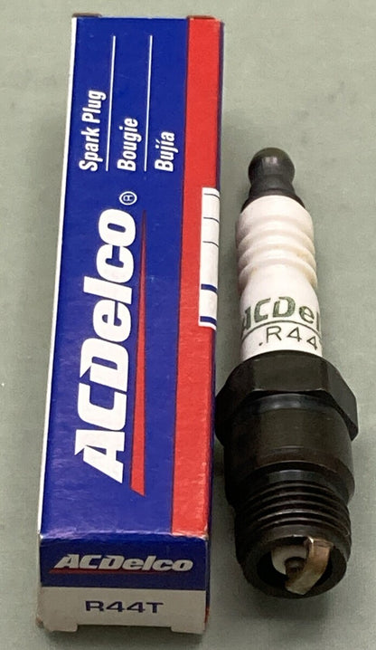 QTY 3 NEW ACDELCO R44T SPARK PLUG ASSEMBLY GM 19157988