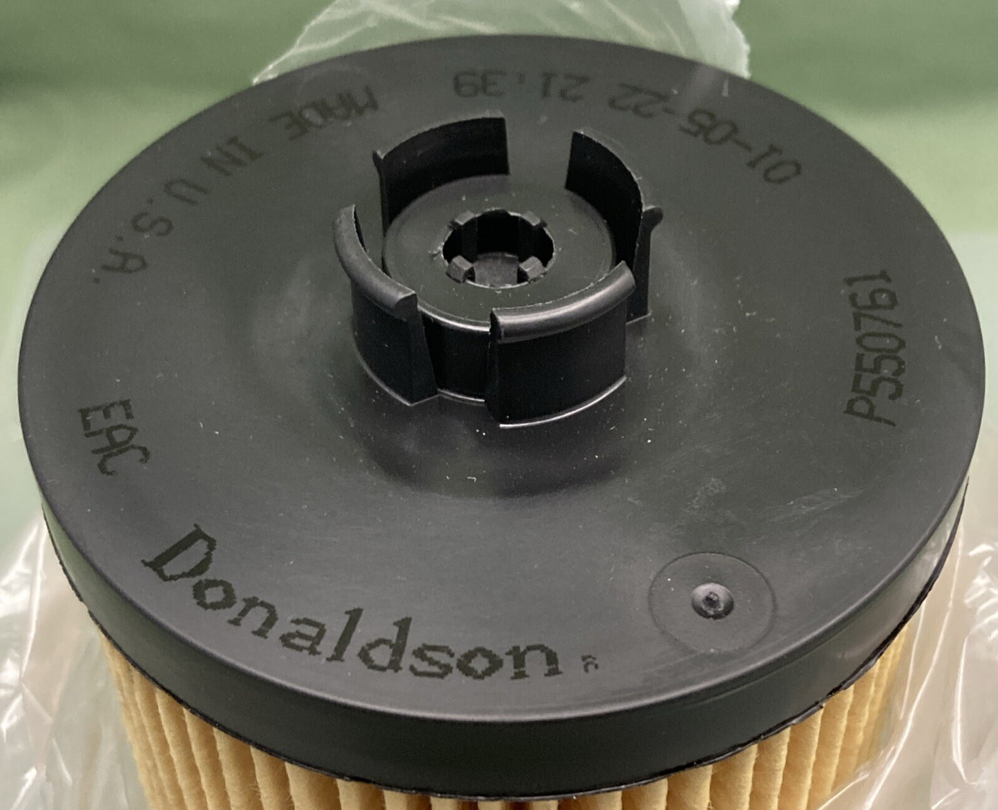 NEW GENUINE DONALDSON P550761 OIL FILTER FITS MERCEDES-BENZ 0001801709