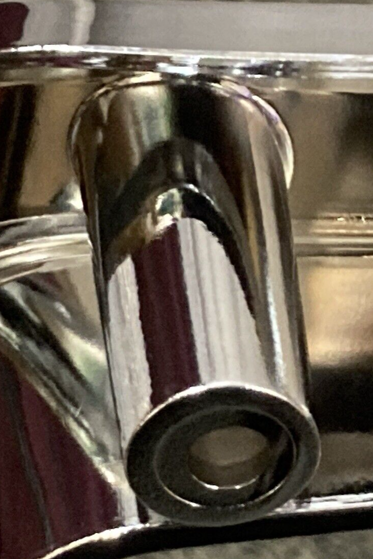 NEW VANDER HAAG'S S-19773 HEADLIGHT SIGNAL LAMP BEZEL RIGHT FRONT AMBER