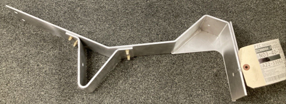NEW GENUINE FREIGHTLINER A22-33062-006 BRACKET STEP SUPPORT