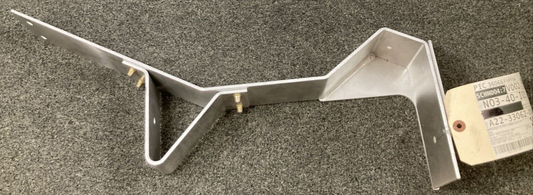NEW GENUINE FREIGHTLINER A22-33062-006 BRACKET STEP SUPPORT