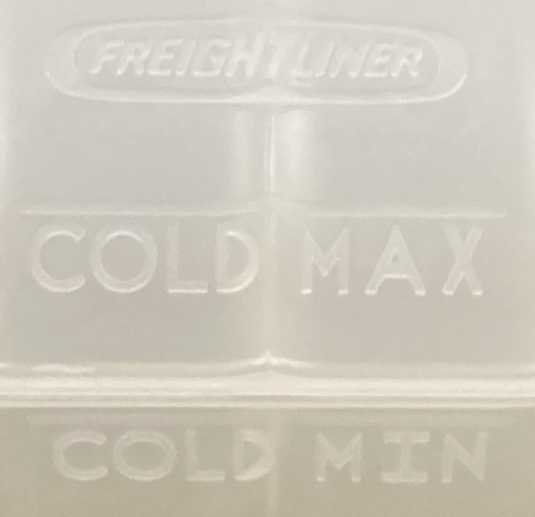 NEW GENUINE FREIGHTLINER 05-23045-002 COOLANT RESERVOIR SURGE TANK