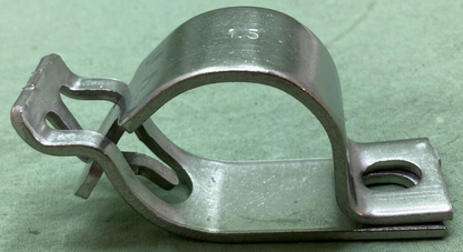 NEW DETROIT DIESEL 23536392 CLIP STAINLESS STEEL "P-CLIP"
