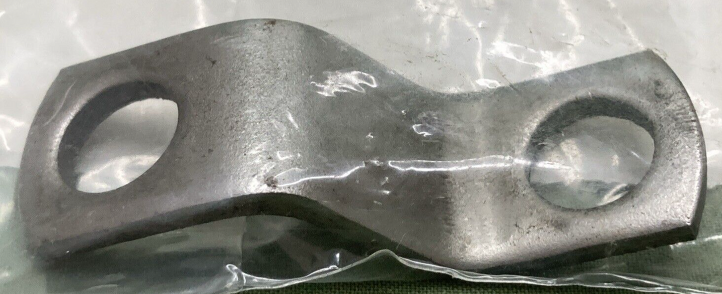 NEW GENUINE DETROIT DIESEL 23530442 C-BRACKET