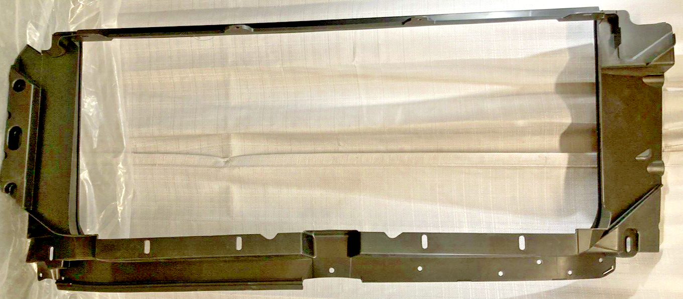 NEW AUTOPOWER CVS60045-2Q1 GRILLE AIR DEFLECTOR STANDARD RADIATOR SUPPORT SEAL