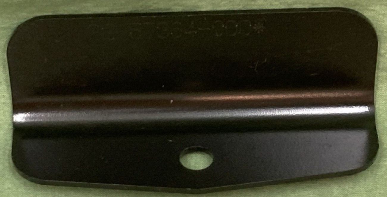 NEW GENUINE FREIGHTLINER 22-57364-000 PLATE FENDER REINFORCEMENT QUARTER