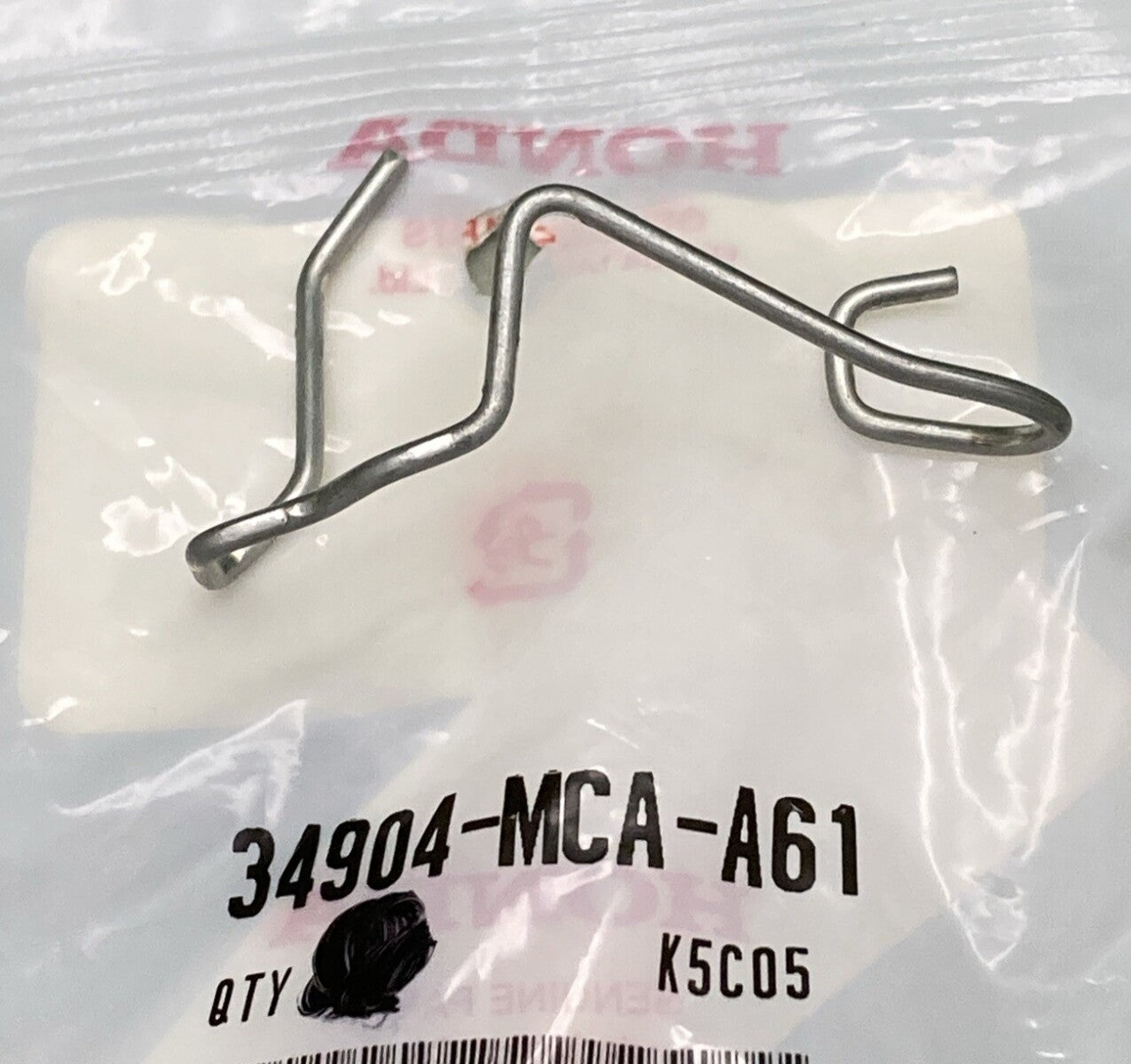 QTY 2 NEW GENUINE HONDA 34904-MCA-A61 HEADLIGHT Spring, Supporter