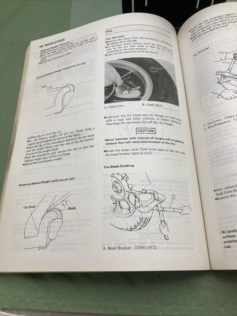 KAWASAKI 99924-1054-05 VULCAN VN750 TWIN 1990 SERVICE MANUAL