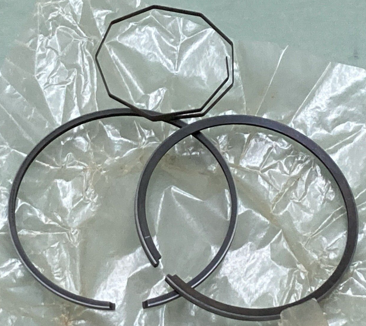 NEW GENUINE YAMAHA 361-11610-12 PISTON RING SET 0.25