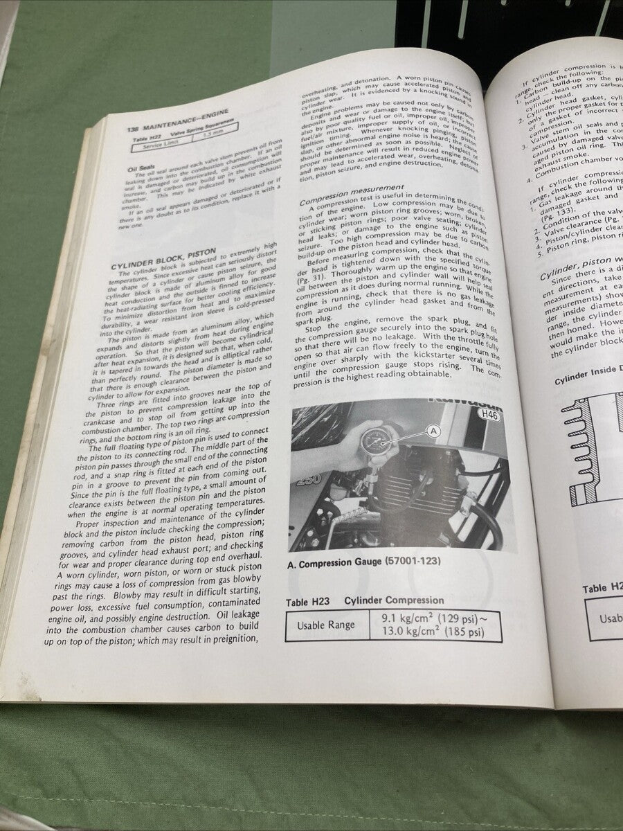 KAWASAKI 99924-1024-03 KL250 1982 SERVICE MANUAL