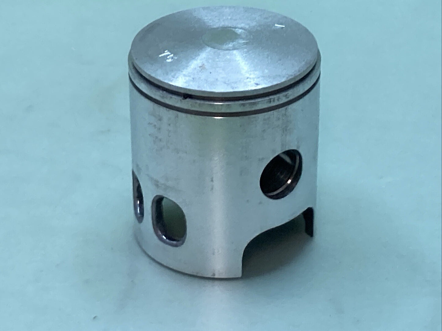 NEW GENUINE YAMAHA 444-11637-00 PISTON 0.75 O/S