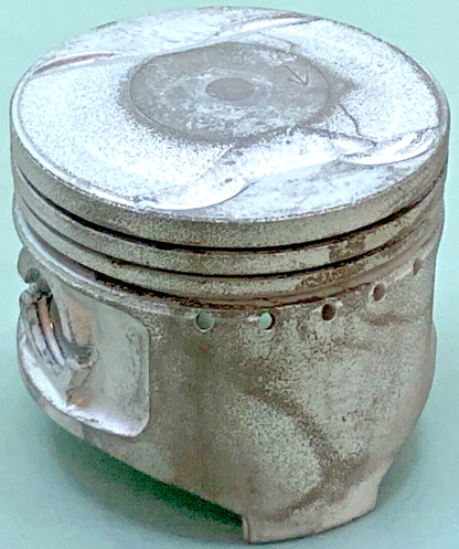 NEW GENUINE YAMAHA 371-11635-04 PISTON 0.25 O/S