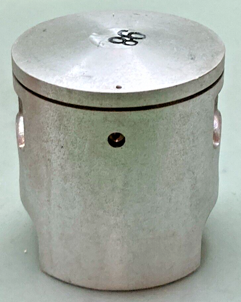 NEW GENUINE YAMAHA 430-11631-01-98 PISTON 2nd O/S
