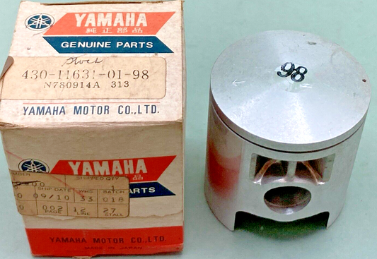 NEW GENUINE YAMAHA 430-11631-01-98 PISTON 2nd O/S