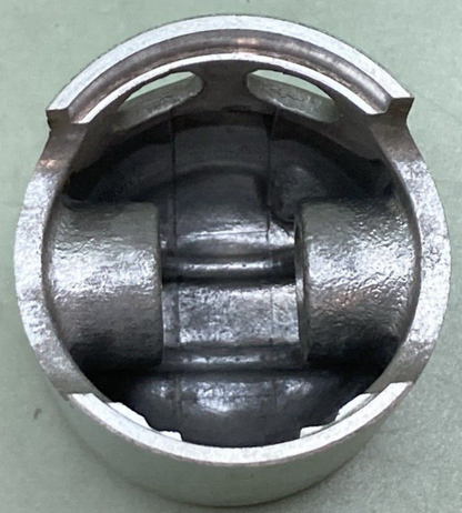 NEW GENUINE YAMAHA 397-11635-00 PISTON 0.25 O/S