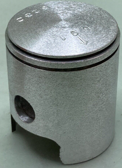 NEW GENUINE YAMAHA 397-11636-00 PISTON 0.50 O/S