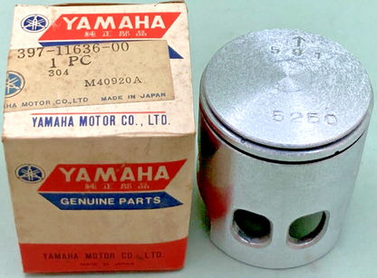 NEW GENUINE YAMAHA 397-11636-00 PISTON 0.50 O/S