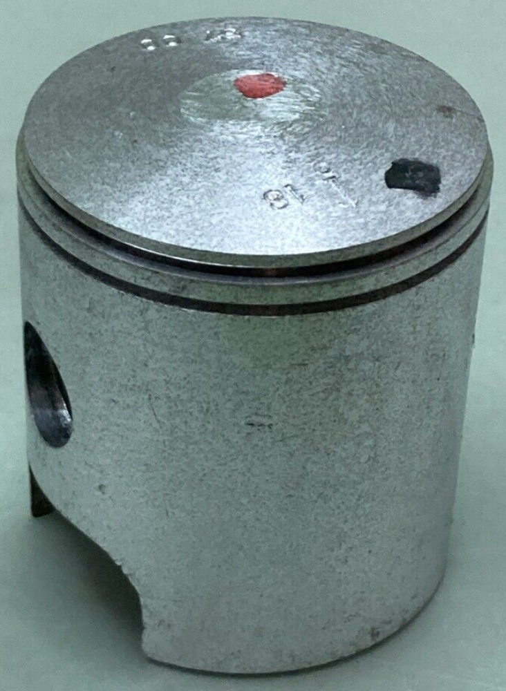 NEW GENUINE YAMAHA 444-11638-00 PISTON 1.00 O/S