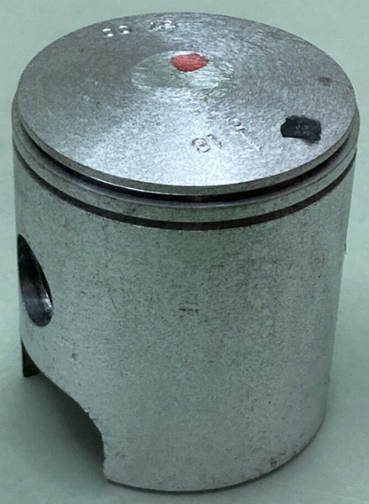 NEW GENUINE YAMAHA 444-11638-00 PISTON 1.00 O/S