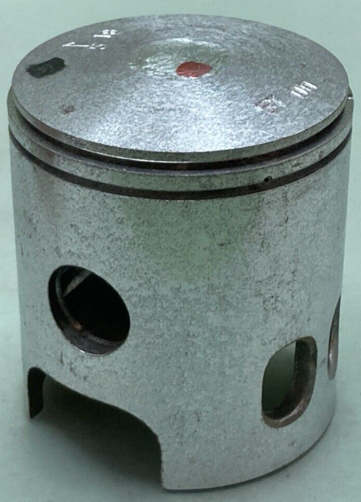 NEW GENUINE YAMAHA 444-11638-00 PISTON 1.00 O/S