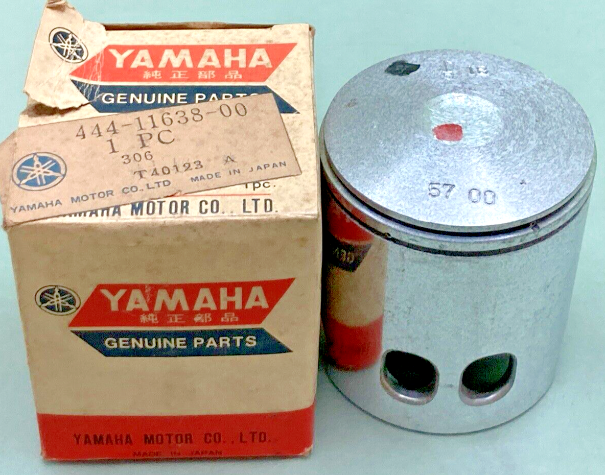 NEW GENUINE YAMAHA 444-11638-00 PISTON 1.00 O/S