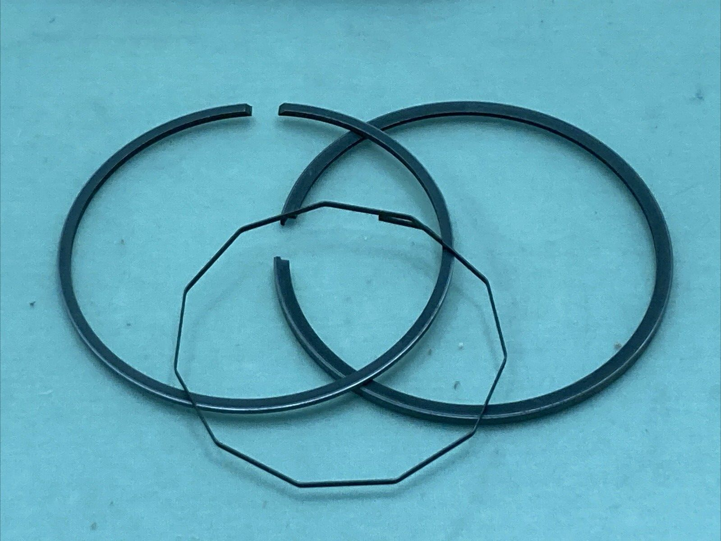 NEW GENUINE YAMAHA 443-11610-40 PISTON RING SET 1.00