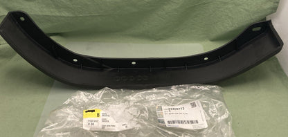NEW GENUINE GM 23408773 Front Driver Side Tire Front Air Deflector