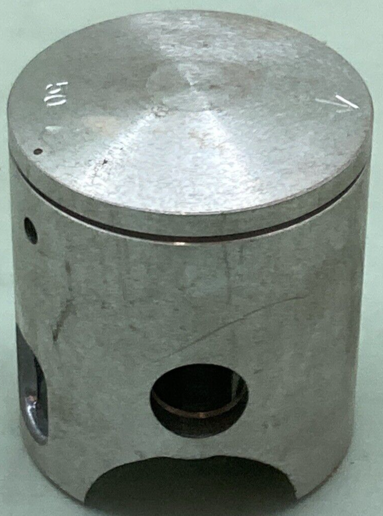 NEW GENUINE YAMAHA 427-11636-01 PISTON 2ND 0.50 O/S