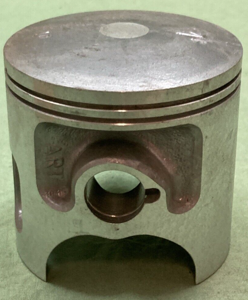 NEW GENUINE YAMAHA 2A7-11638-00 PISTON 4TH 1.00 O/S