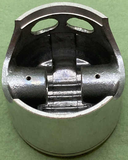 NEW GENUINE YAMAHA 445-11636-00 PISTON 2ND 0.50 O/S