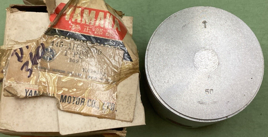 NEW GENUINE YAMAHA 445-11636-00 PISTON 2ND 0.50 O/S