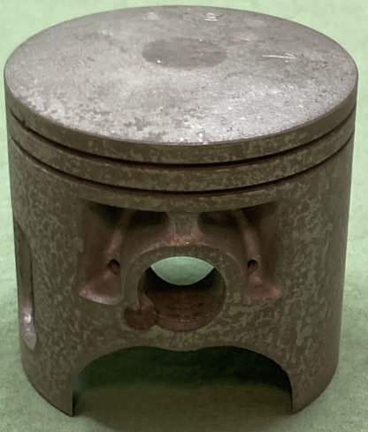 NEW GENUINE YAMAHA 5X8-11638-00 PISTON 4TH 1.00 O/S