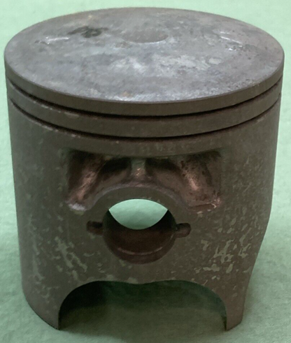NEW GENUINE YAMAHA 5X5-11631-00-94 PISTON STD