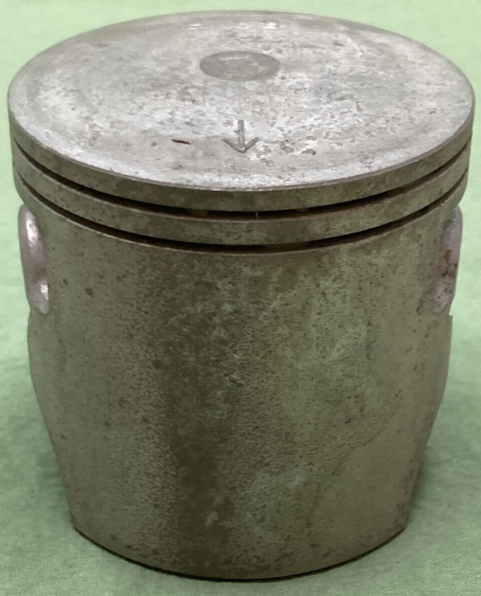 NEW GENUINE YAMAHA 5X5-11636-00 PISTON 2ND 0.50 O/S