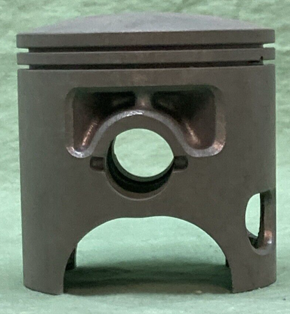 NEW GENUINE YAMAHA 2X7-11635-01 PISTON 1ST 0.25 O/S