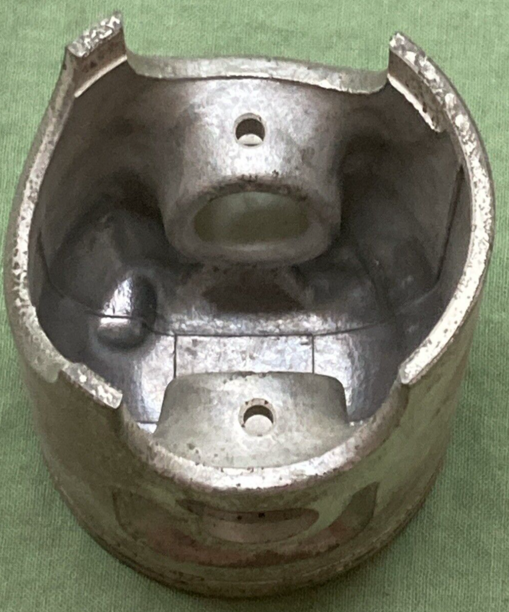 NEW GENUINE YAMAHA 22W-11636-01 PISTON 2ND 0.50 O/S