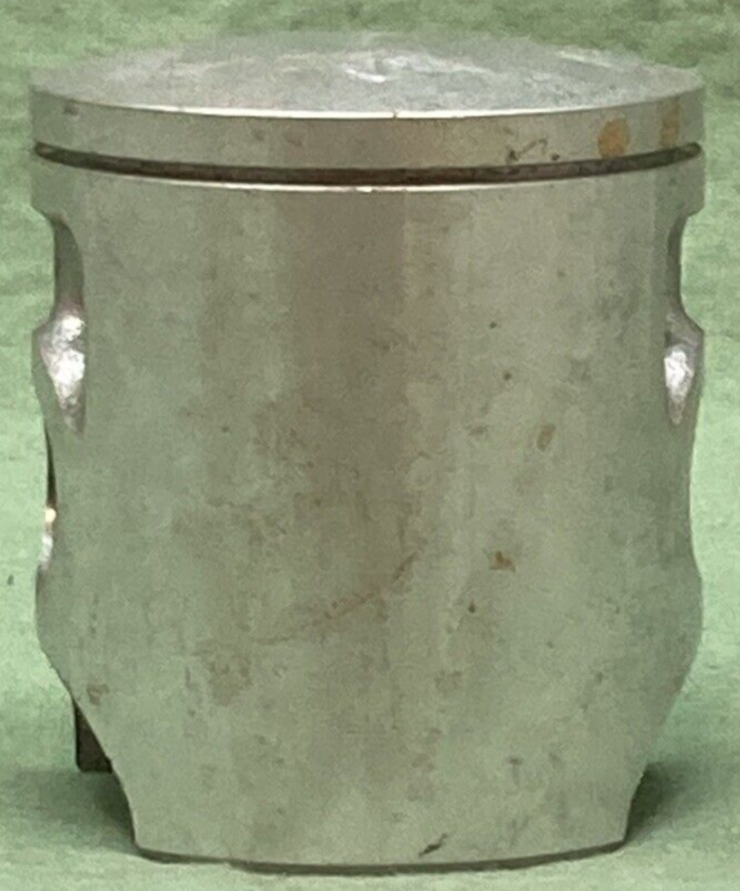 NEW GENUINE YAMAHA 248-11636-01 PISTON 2ND 0.50 O/S