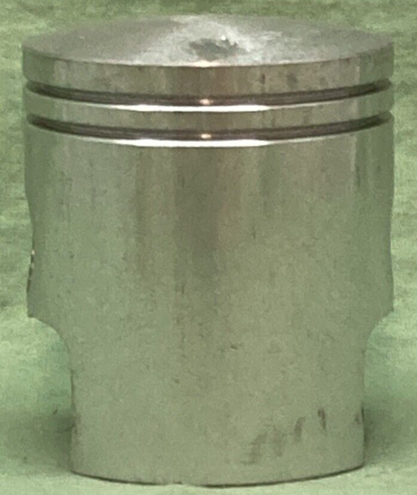 NEW GENUINE YAMAHA 248-11638-01 PISTON 4TH 1.00 O/S